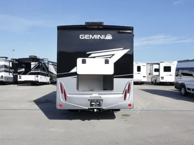 2027 Thor Motor Coach Gemini photo 27