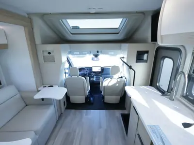 2027 Thor Motor Coach Gemini photo 3