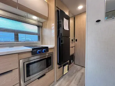 2027 Thor Motor Coach Gemini photo 7