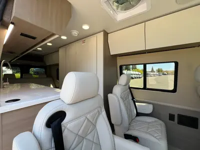 2027 Entegra Coach Insignia photo 5