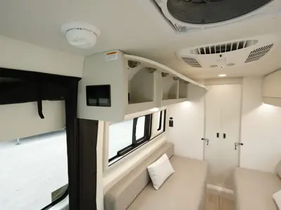2027 Thor Motor Coach Tellaro photo 15