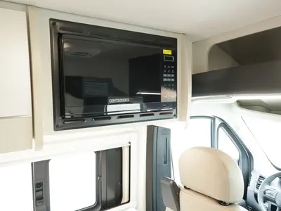 2027 Thor Motor Coach Tellaro photo 9