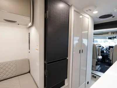 2027 Thor Motor Coach Tellaro photo 14