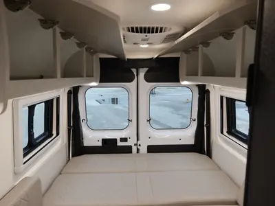 2027 Thor Motor Coach Tellaro photo 17
