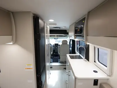2027 Thor Motor Coach Tellaro photo 3