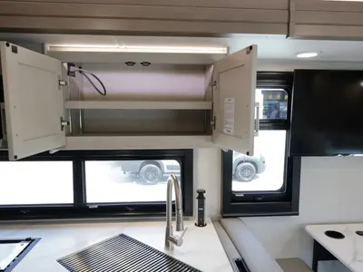 2027 Thor Motor Coach Omni photo 14