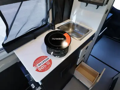 2027 Tiffin Motorhomes GH1 photo 10