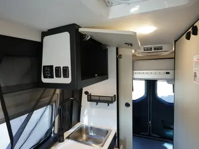 2027 Tiffin Motorhomes GH1 photo 9