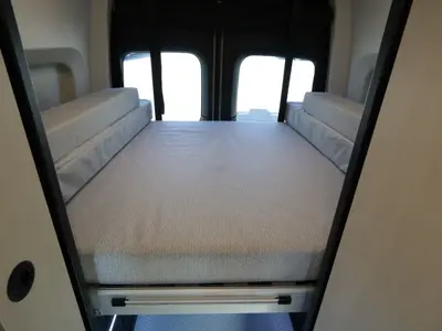 2027 Tiffin Motorhomes GH1 photo 16