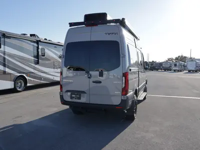 2027 Tiffin Motorhomes GH1 photo 18