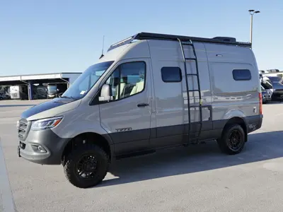 2027 Tiffin Motorhomes GH1 photo 19