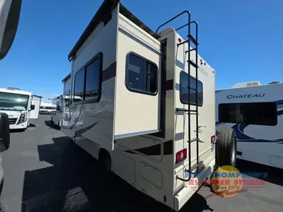 2019 Thor Motor Coach Chateau Sprinter photo 13