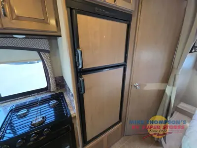 2019 Thor Motor Coach Chateau Sprinter photo 32