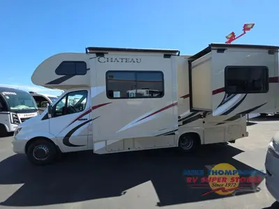 2019 Thor Motor Coach Chateau Sprinter photo 12