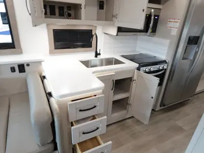 2027 Jayco Precept photo 12