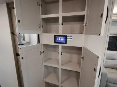 2027 Jayco Precept photo 24