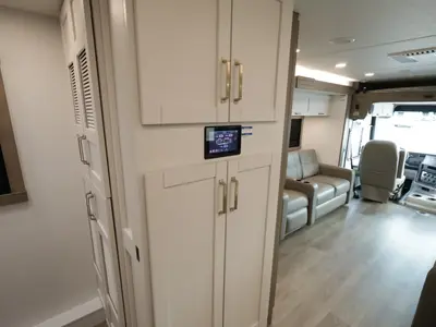 2027 Entegra Coach Vision XL photo 24