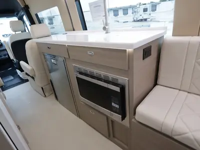 2027 Entegra Coach Insignia photo 9