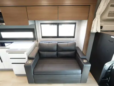 2027 Entegra Coach Accolade XT photo 7
