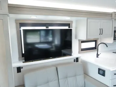 2027 Entegra Coach Vision XL photo 8
