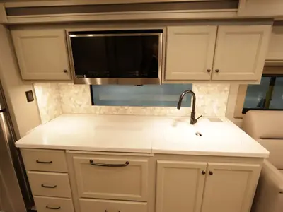 2027 Tiffin Motorhomes Allegro BAY photo 9