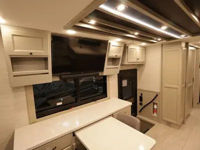2027 Tiffin Motorhomes Allegro BAY photo 19