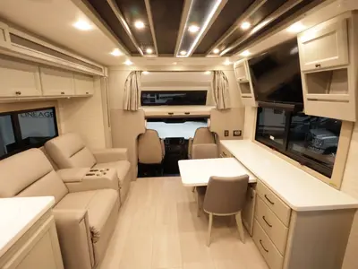 2027 Tiffin Motorhomes Allegro BAY photo 3