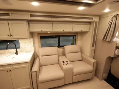 2027 Tiffin Motorhomes Allegro BAY photo 7