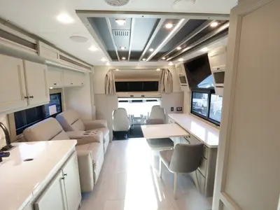 2027 Tiffin Motorhomes Allegro BAY photo 3