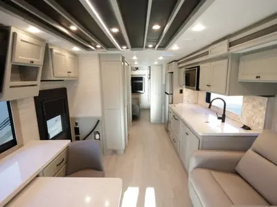 2027 Tiffin Motorhomes Allegro BAY photo 5