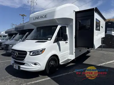 2026 Grand Design Lineage Series M photo 11