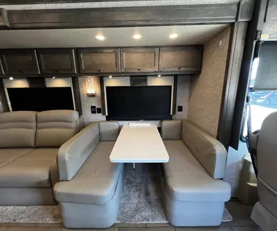 2023 Tiffin Motorhomes Allegro photo 15
