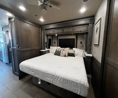 2023 Tiffin Motorhomes Allegro photo 24