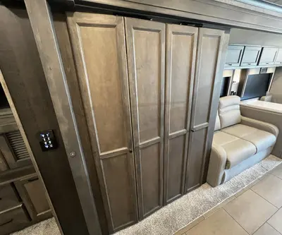 2023 Tiffin Motorhomes Allegro photo 19