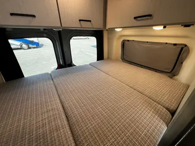 2025 Thor Motor Coach Eddie Bauer photo 29
