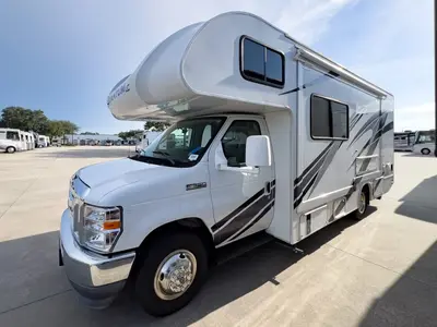 2022 Thor Motor Coach Quantum photo 22