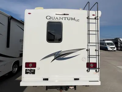 2022 Thor Motor Coach Quantum photo 29