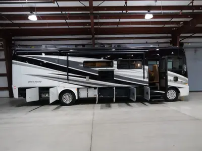 2019 Tiffin Motorhomes Allegro photo 28