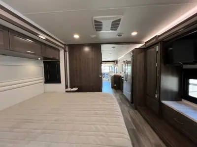 2026 Entegra Coach Vision XL photo 18