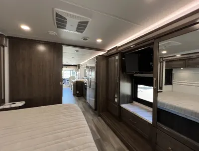 2026 Entegra Coach Vision XL photo 21