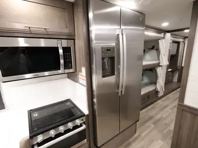 2025 Entegra Coach Vision XL photo 13