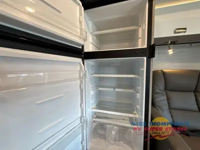 2027 Winnebago Navion photo 31