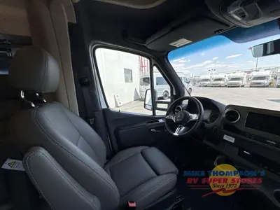 2027 Winnebago Navion photo 18