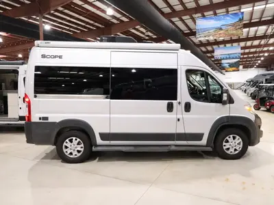 2024 Thor Motor Coach Scope photo 19