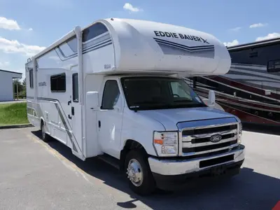 2025 Thor Motor Coach Eddie Bauer exterior