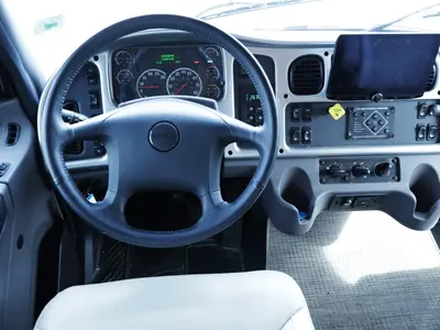2023 Thor Motor Coach Inception photo 2
