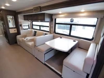 2023 Thor Motor Coach Inception photo 15