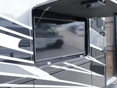 2023 Thor Motor Coach Inception photo 25