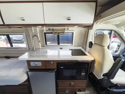 2022 Winnebago Travato photo 8