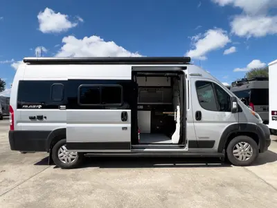 2022 Winnebago Travato photo 21